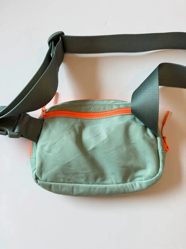 Lululemon Arctic Green & Tidewater Teal Everywhere Belt Bag