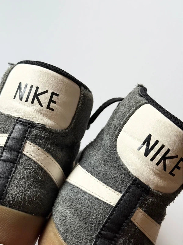 Nike WMNS Blazer Mid ‘77 Suede Vintage